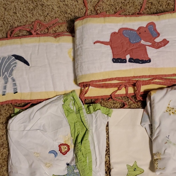 Pottery Barn kids/infant crib mattress set. - Picture 2 of 8